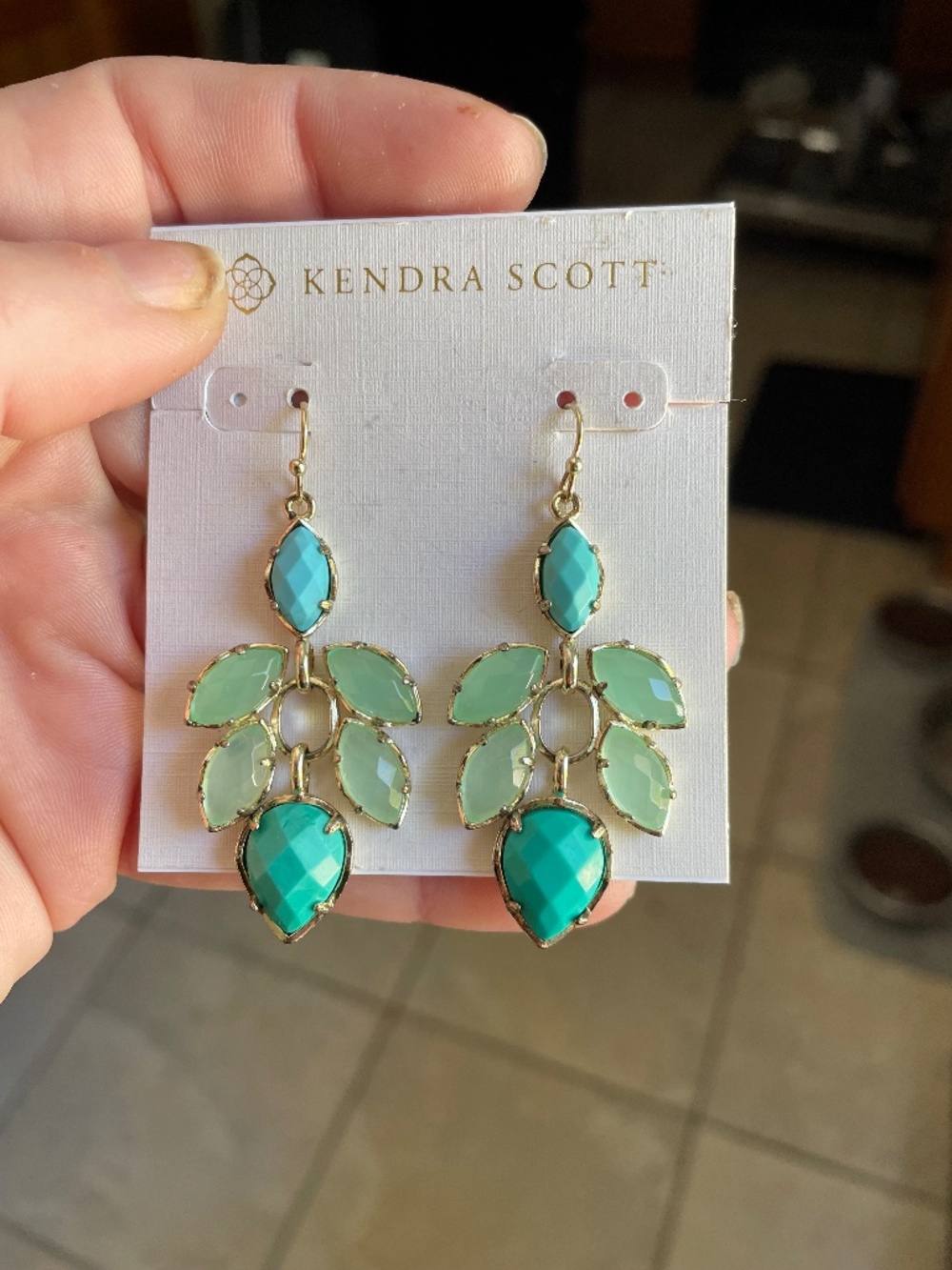 Kendra Scott Gold Jeanine Dangle Earrings in Green Mix